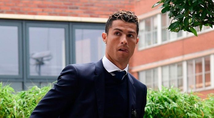 Kathryn Mayorga vs Cristiano Ronaldo rape case: who is the dishonest one? Cristiano Ronaldo rocks in suit looking calm